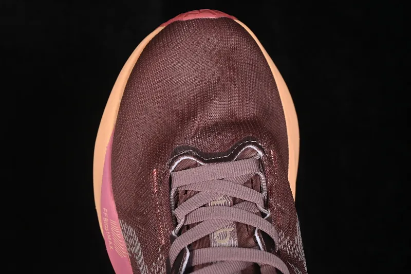 All categories Asics ASICS series Asics Novablast 5 1012B765-600